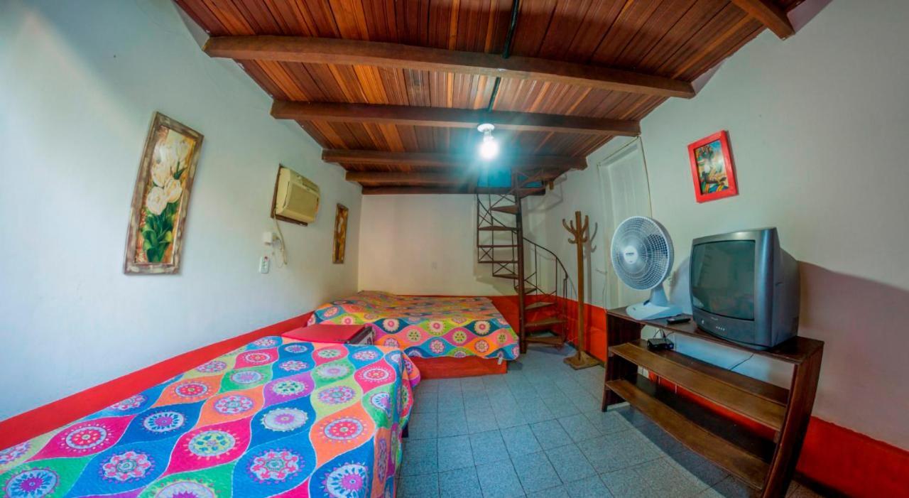 Aloha Arraial Inn